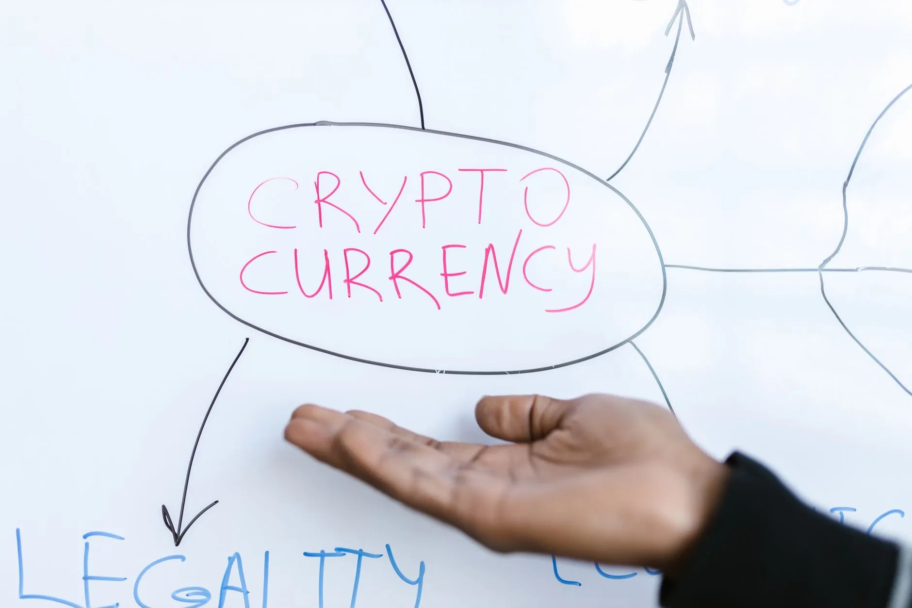 超融合一体机与云终端在华南企业IT资源池化中的应用分析